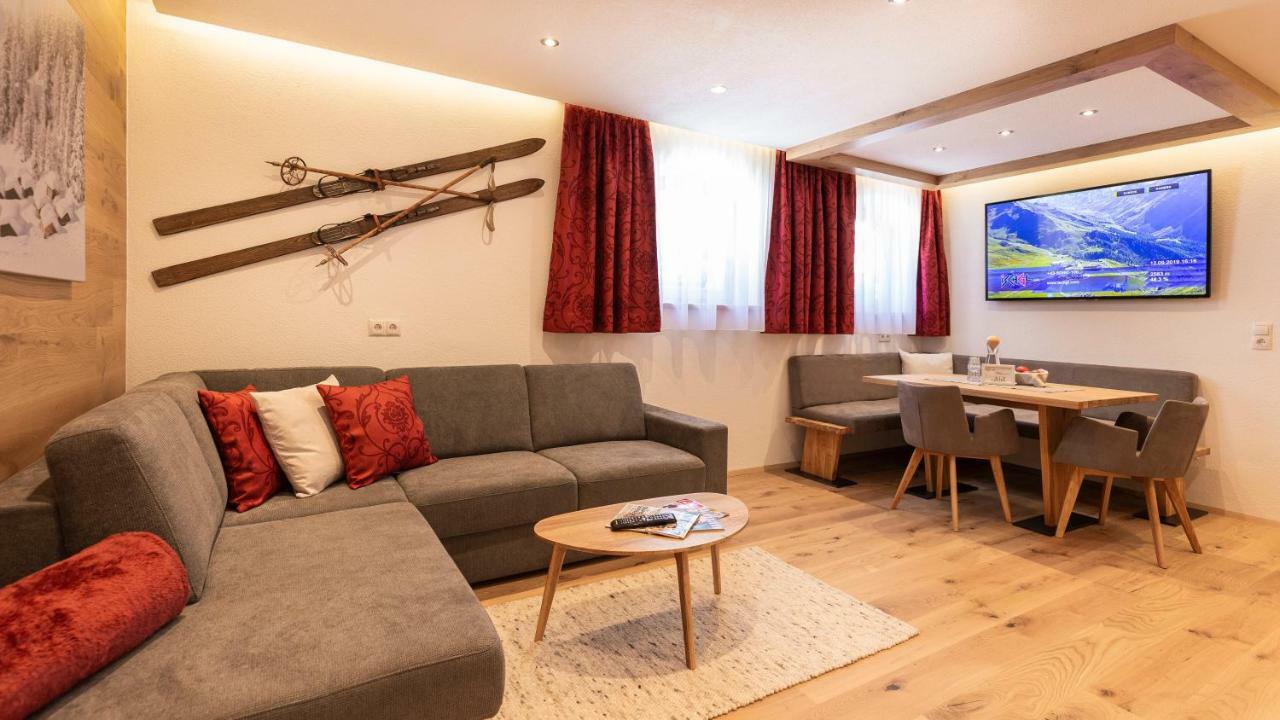 Alp Chalet In Kappl Bei Ischgl エクステリア 写真